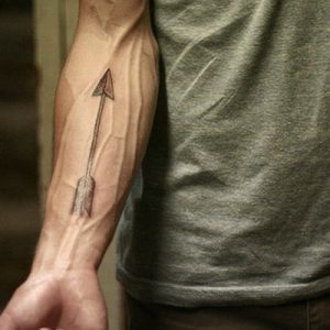 Почему видны вены на руках и как их убрать?