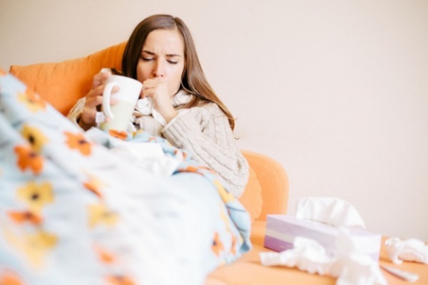 Бронхит при беременности, чем и как производить лечение у беременных на 1,2,3 триместре. Можно ли антибиотики на ранних сроках и последствия заболевания на начальных сроках беременности