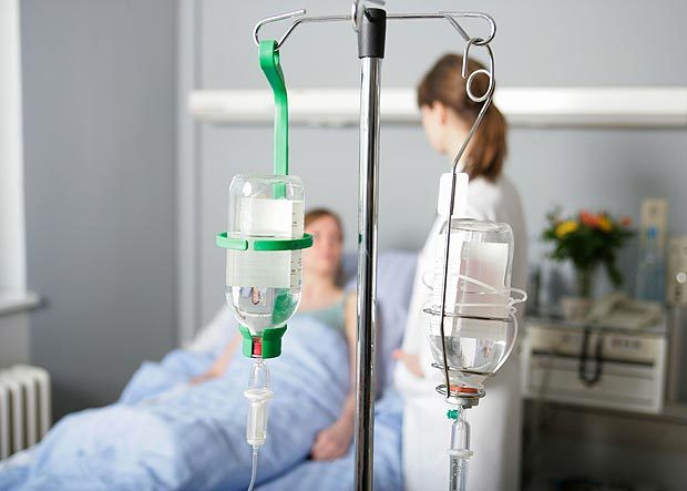 Тромб в сонной артерии: лечение, симптомы и удаление