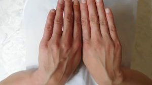 Почему видны вены на руках и как их убрать?