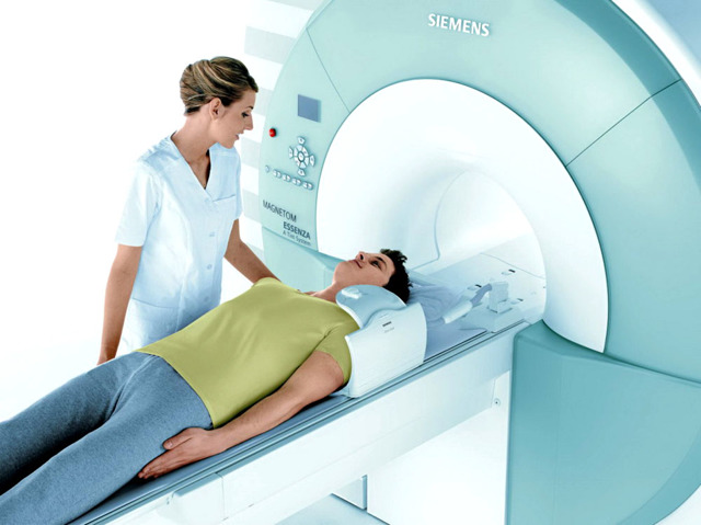 Внутричерепное давление – причины, симптомы и признаки (у взрослого, у ребенка), диагностика, методы лечения. Как измерить? Как снизить повышенное внутричерепное давление?