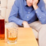 Перестает болеть сердце после алкоголя. Что нужно делать при сердечных болях после алкоголя. После алкоголя болит сердце? Возможные причины и методы лечения