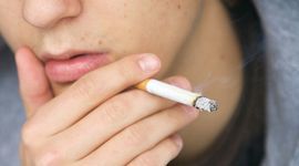 Густая, вязкая и тягучая слюна во рту: причины густой слюны, лечение
