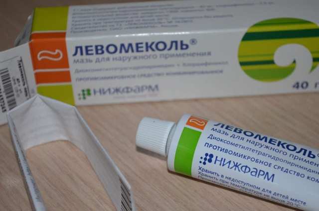 Левомеколь при геморрое: как применять?