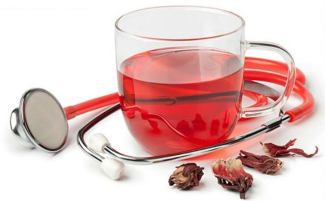Каркаде горячий и холодный: действие на давление, повышает или понижает, теплый чай