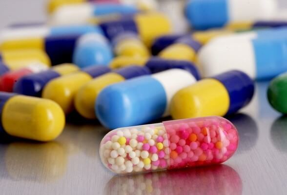 Чем лечить красное горло у ребенка – лучшие лекарства и средства 2019