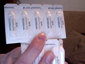 Для чего назначают свечи с папаверином при беременности на разных сроках: как действует папаверин, какие имеет противопоказания?