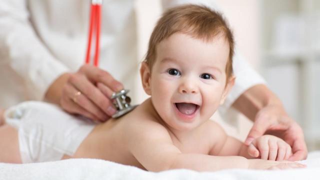 У ребенка 10-12 лет болит сердце - почему при дыхании возникает колющее или давящее чувство?