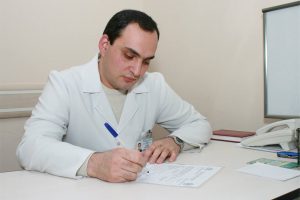 Врач сосудистый хирург - кто это, что лечит, чем занимается и что делает