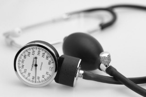 Каркаде горячий и холодный: действие на давление, повышает или понижает, теплый чай