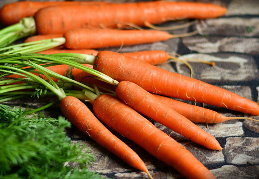 Продукты очищающие кровь: овощи, фрукты, зелень, напитки