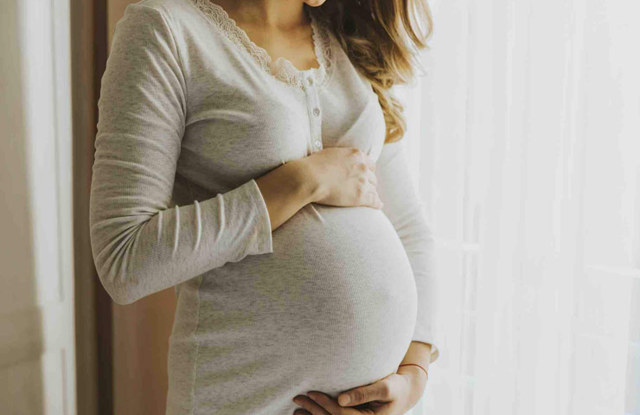 Почему при месячных идет кровь: норма и паталогия