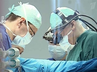 Тромб в сонной артерии: лечение, симптомы и удаление