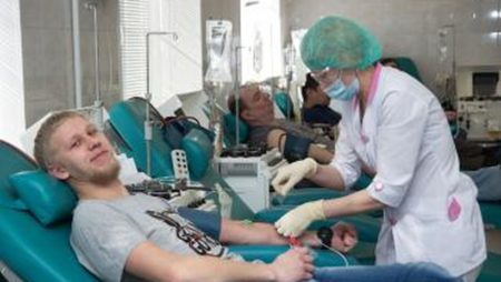 Какой резус фактор лучше – при переливании, беременности и наследовании?