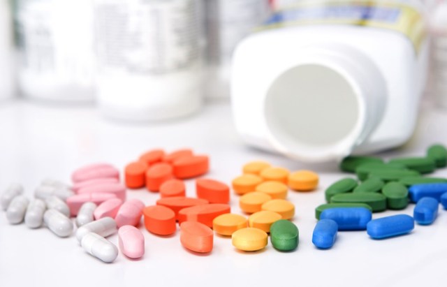 Почему лопнул капилляр в глазу, что делать?