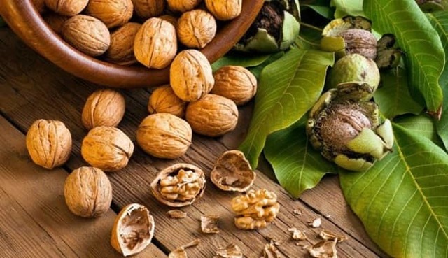 Продукты очищающие кровь: овощи, фрукты, зелень, напитки