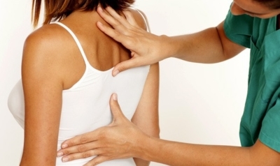 Боли в сердце симптомы, боли в сердце при остеохондрозе, боли в сердце при неврозе, боли в сердце отдающие в лопатку, боли в сердце и немеет левая рука, боль в области сердца