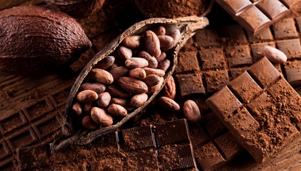 Шоколад повышает или понижает давление при гипертонии