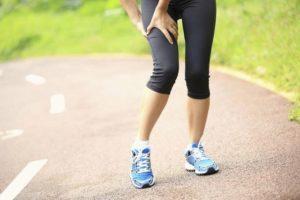 Тромб в ноге – причины, симптомы и лечение