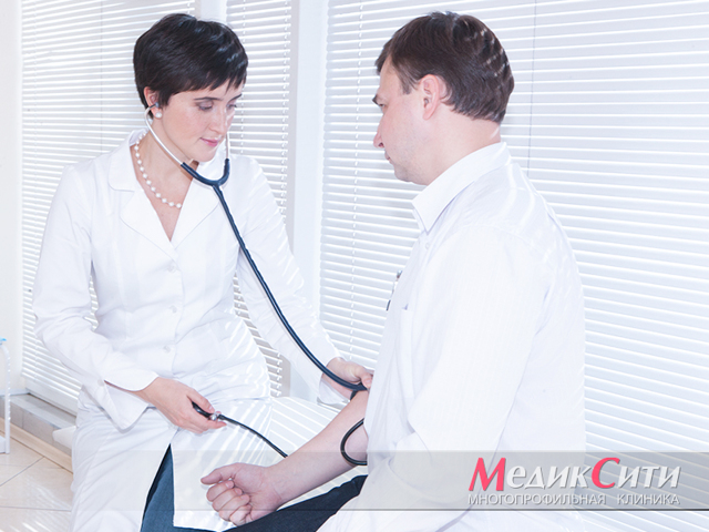 Ишемическая болезнь сердца: симптомы и лечение ишемической болезни сердца, что это такое и чем оно опасно для человека