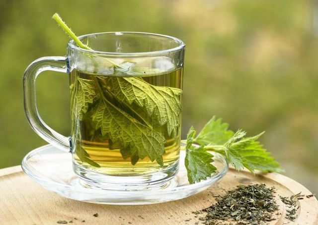 Какие таблетки прекращают месячные. Способы прекратить начавшуюся менструацию. Народные рецепты, помогающие отсрочить месячные