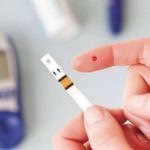 Красное пятно в глазу - причины и лечение