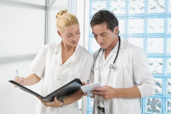 Спазм сосудов головного мозга: симптомы, лечение таблетками, травы снимающие боль и как быстро избавиться от недуга