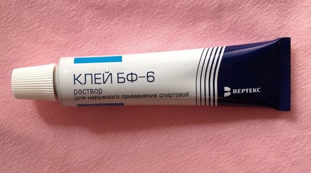 Как быстро остановить кровь при порезе, в том числе глубоком, первая помощь, медицинский клей для ран и другие средства