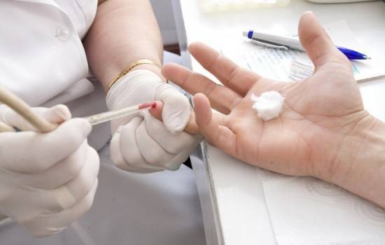 Анализ крови при лейкозе. Какие изменения в крови вызывает лейкоз. Биохимический анализ крови.