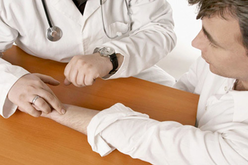 Сильное сердцебиение: причины, что делать