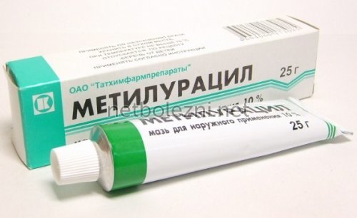 Анальные трещины при геморрое: лечение, свечи, мазь