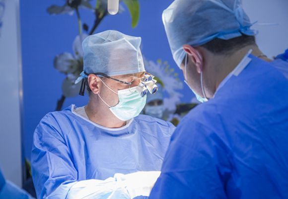 Тромб в сонной артерии: лечение, симптомы и удаление