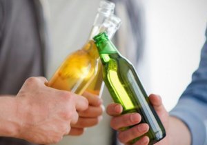 Повышает или понижает давление алкоголь - влияние спиртного