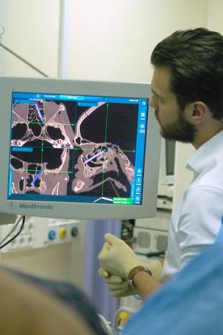 Острый фронтит что такое, симптомы и лечение у взрослых