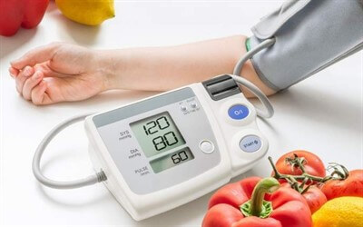 Продукты повышающие давление у человека: список и принципы питания