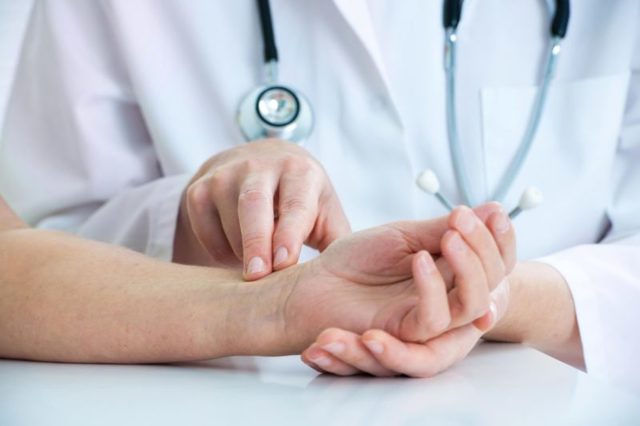 Как курение влияет на сердце человека: тахикардия, пульс, мерцательная аритмия