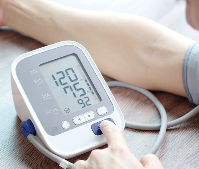 Как мерить давление утром • Как вылечить гипертонию
