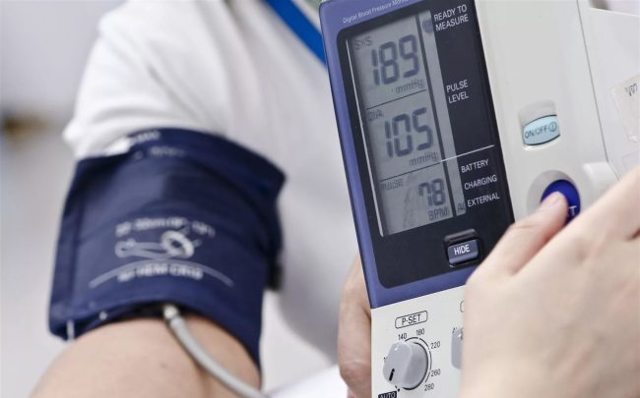 Артериальное давление у пожилых людей: гипертония в 65 и 90 лет