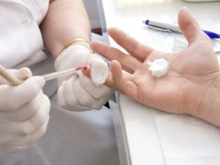 Низкие тромбоциты при беременности: пониженный уровень от нормы, как снизить