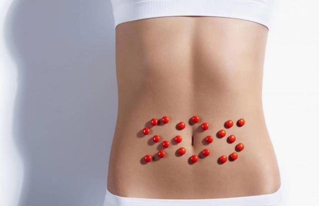 Почему при месячных идет кровь: норма и паталогия