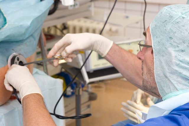 Геморроидальные узлы: как лечить геморройные шишки