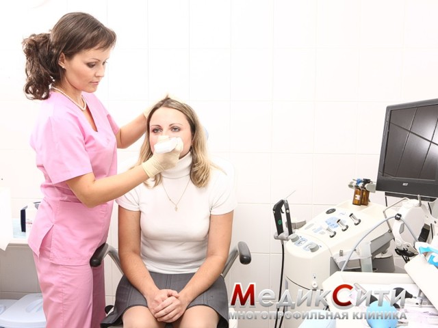 Носовое кровотечение (кровотечение из носа)