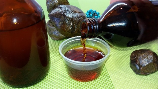 Настойка прополиса - инструкция по применению, лечебные свойства