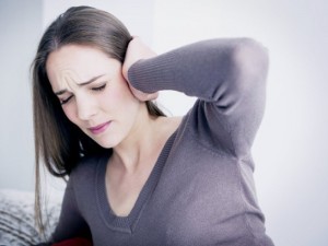 Что делать если при простуде заложило уши?